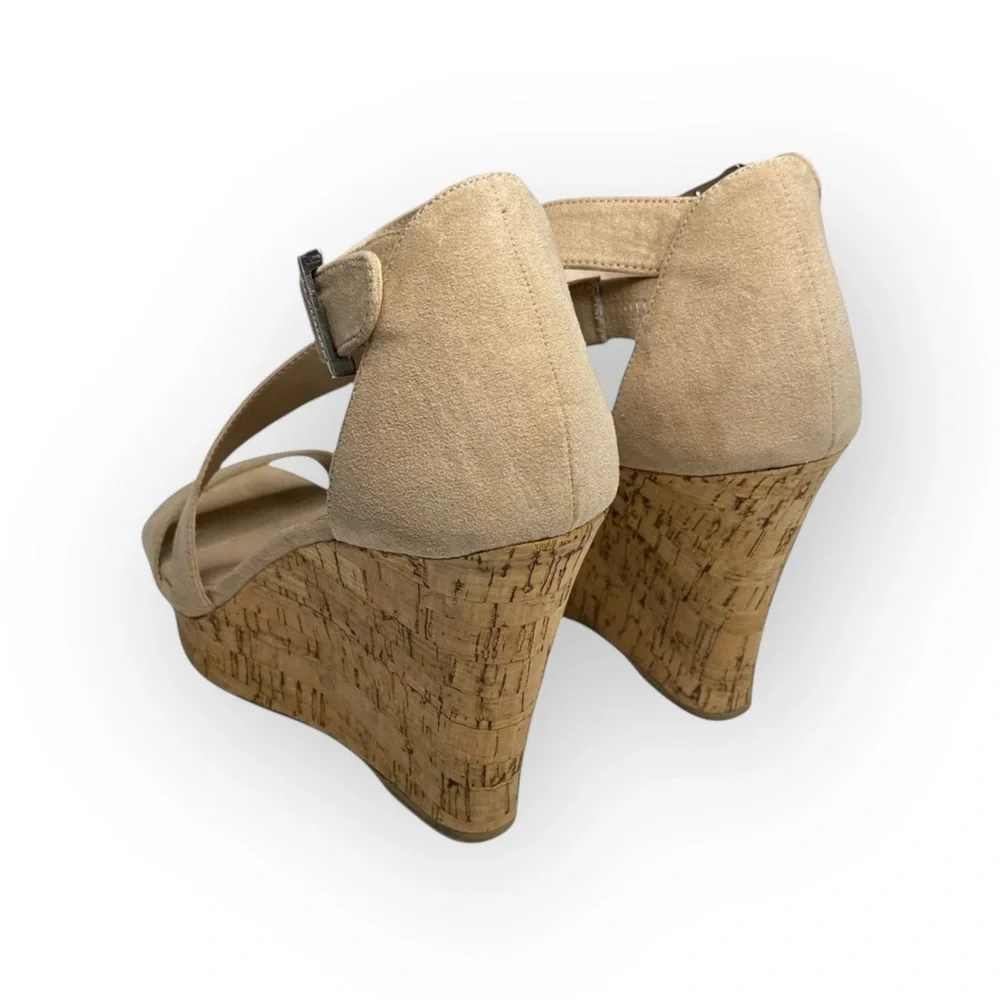 Charles by Charles David ᪥ Leanna Wedge Cork Platform Sandals ᪥ Nude Microsuede